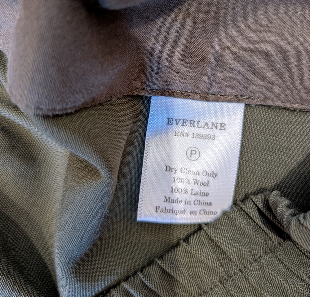 Everlane Italian GoWeave Easy Pant Green | Size 4 - Picture 6 of 7